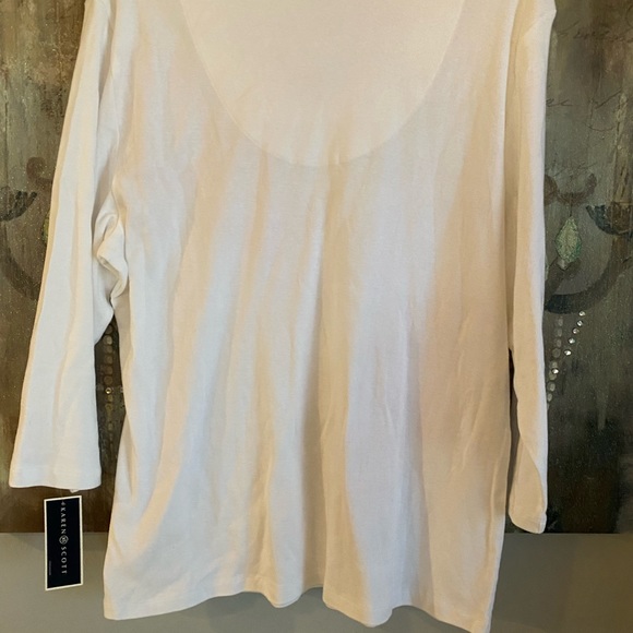 NWT Karen Scott 3/4 Sleeve T-Shirt with Beautiful Flowers and Print - Picture 8 of 11